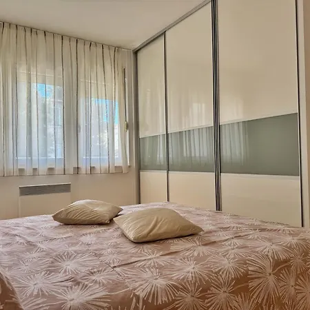 Premium Apartment